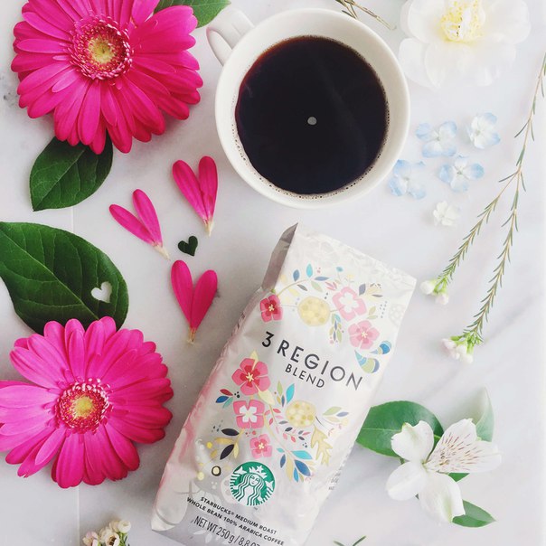 Цветочное настроение, яркий аромат: 7 и 8 марта вы можете попробовать эспрессо #ТриРегиона в любимом напитке за наш счет. 