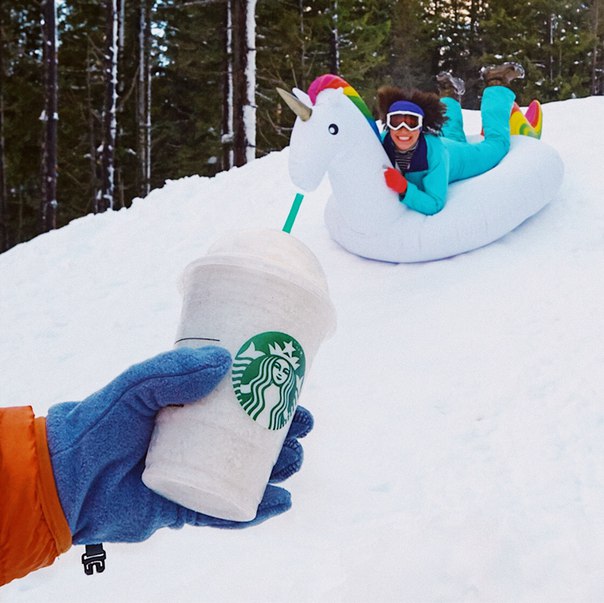 #ВанильноСливочныйФраппуччино идеально дополняет снежный пейзаж 