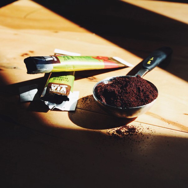 Дома, в офисе, в отпуске, где угодно: гранулированный #ViaInstant — любимый кофе в удобном формате. И в декаф-варианте тоже 