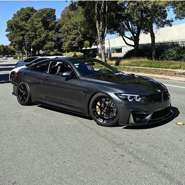 #BMW M4