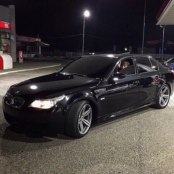 BMW M5 E60
