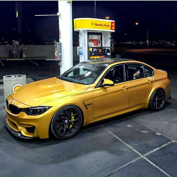Кушает  M3 F80