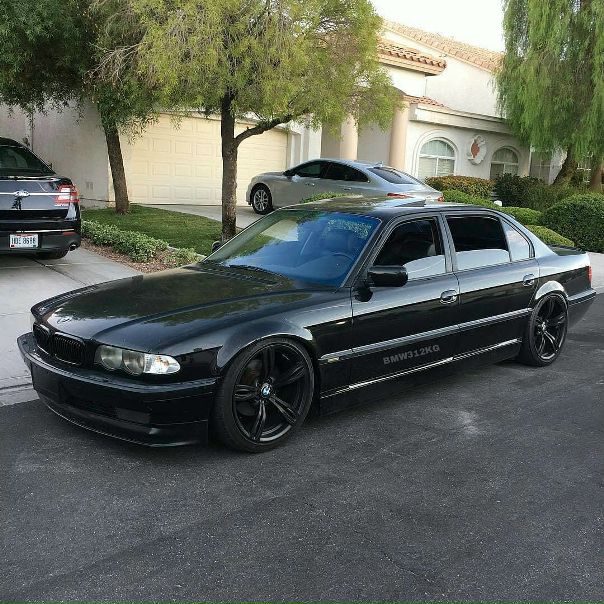 #BMW E38 7 SERIES BLACK 