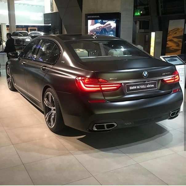 #BMW ///M760Li V12 
