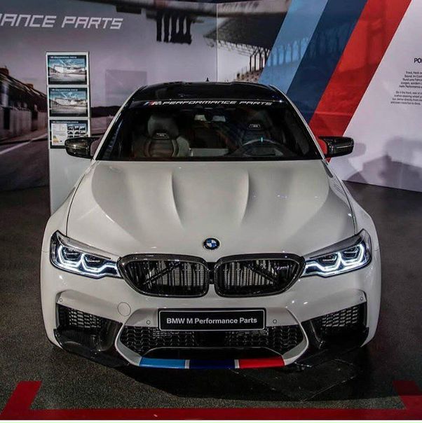 #BMW M5 F10 