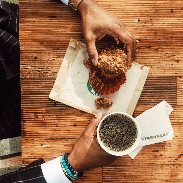 Всех супергероев - с праздником! 